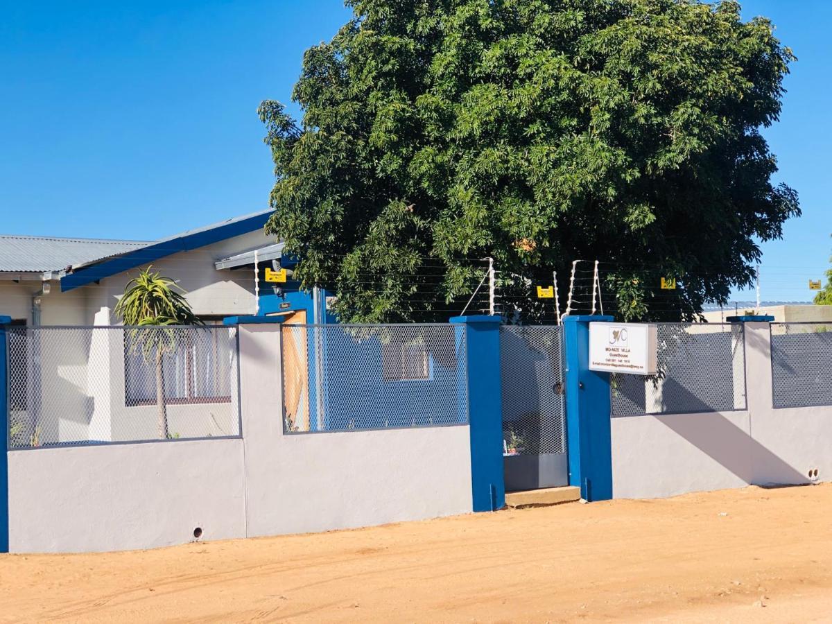 Mo-nize Villa Guesthouse Otjiwarongo Extérieur photo